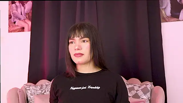 dakotacollins  online show from 04-18-26, 01:31