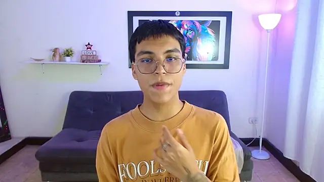 Maecum18 online show from 03-20-26, 08:25