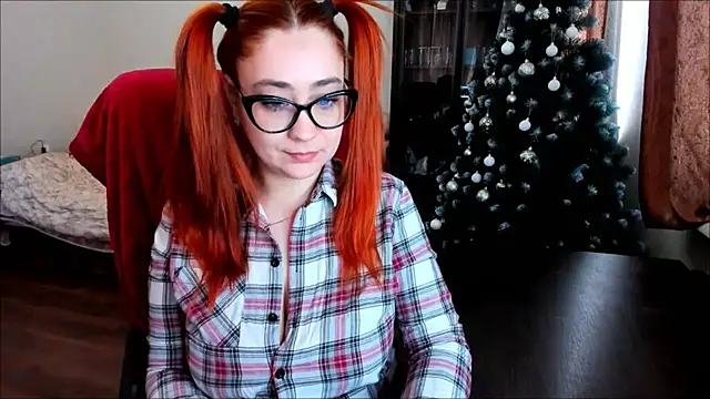 Snapshot of SimplyDivine chatting on 02-05-25, 09:36 SimplyDivine online show from 02-05-25, 09:36