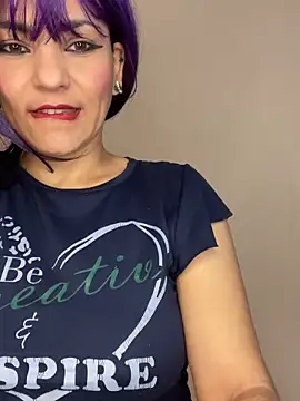 eva luz online show from 03-25-26, 08:59