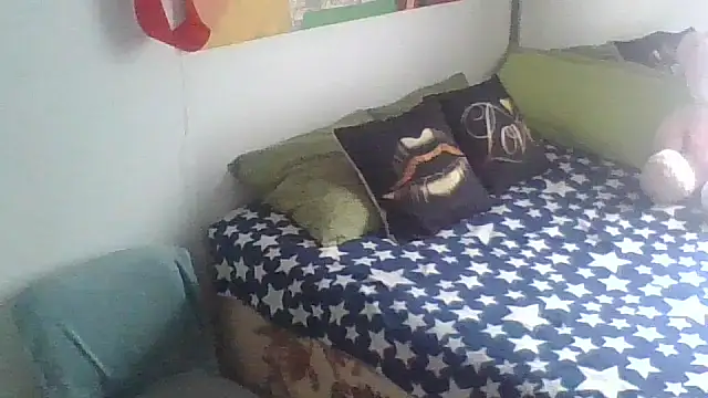 yoahotpetrafiery online show from 04-11-26, 10:30