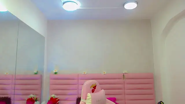 estefany squirt1 online show from 02-05-26, 03:55