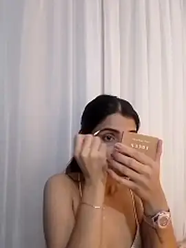 EvaMiranda online show from 02-06-26, 02:27