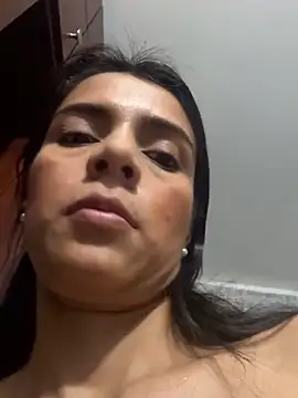Snapshot of EvaMiranda chatting on 05-10-26, 03:12 EvaMiranda online show from 05-10-26, 03:12