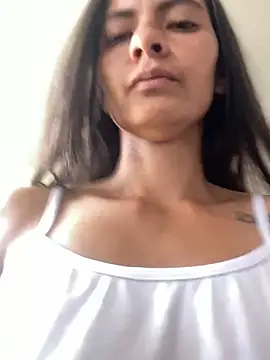 Esperanza GS online show from 04-24-26, 01:35