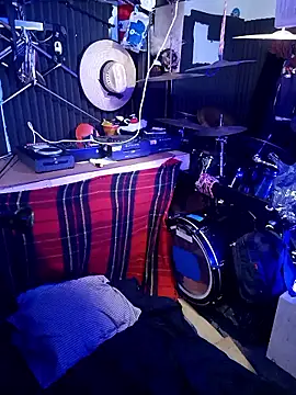 AllucyLu online show from 03-02-26, 05:08