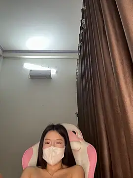 wang1472581 online show from 02-25-26, 09:30