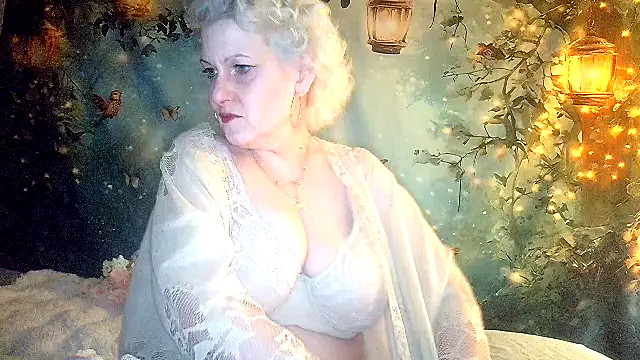 Blondie the librarian online show from 04-11-26, 09:52