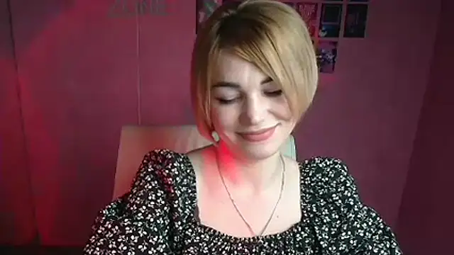 CuttieEmma online show from 04-08-26, 11:54