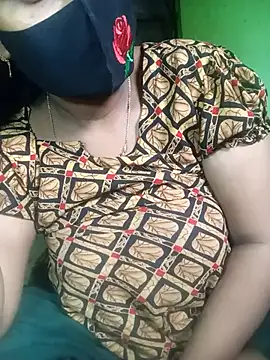 Romantic-Couple999 online show from 03-08-26, 02:04