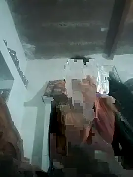 Snapshot of Cute-newpari chatting on 02-03-26, 02:33 Cute-newpari online show from 02-03-26, 02:33