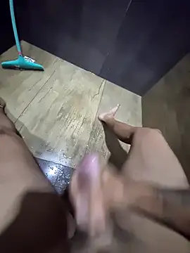 LucasSouza74185 online show from 04-16-26, 09:26