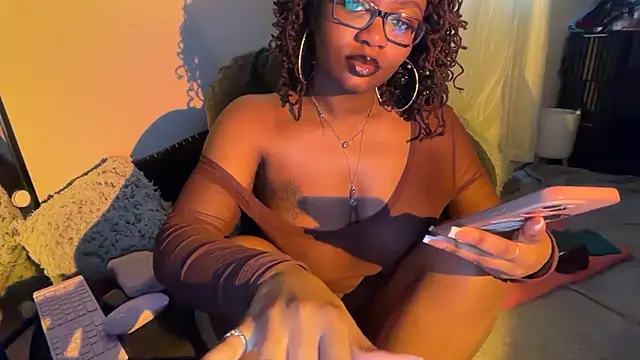 SunniSoles99 online show from 04-20-26, 12:30