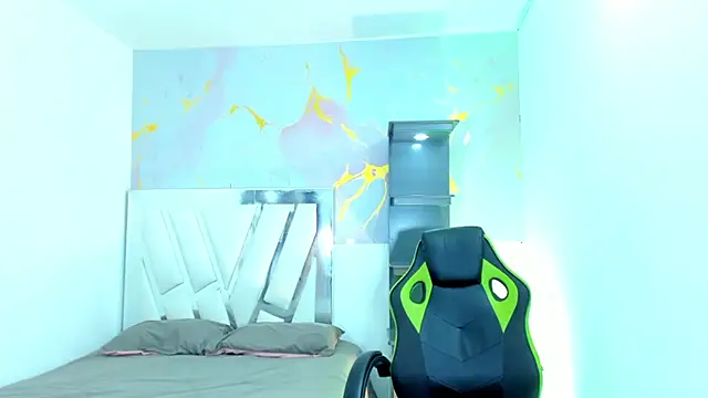 Snapshot of sayis_xxx chatting on 02-13-26, 05:47 sayis xxx online show from 02-13-26, 05:47