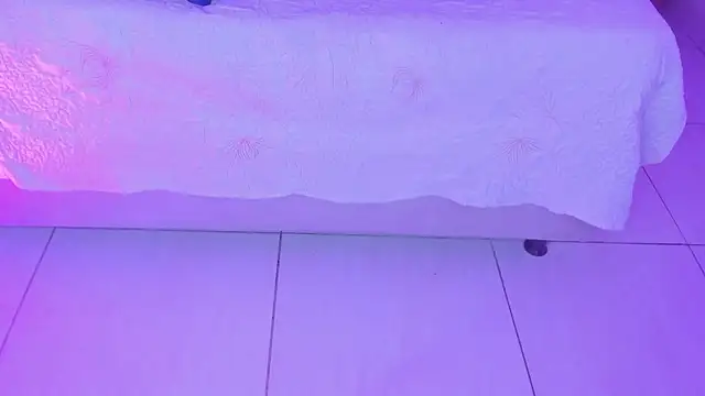 KarelyMitchel online show from 04-01-26, 12:28