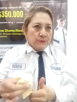 Snapshot of JULIETA_21- chatting on 05-05-26, 12:57 JULIETA 21- online show from 05-05-26, 12:57