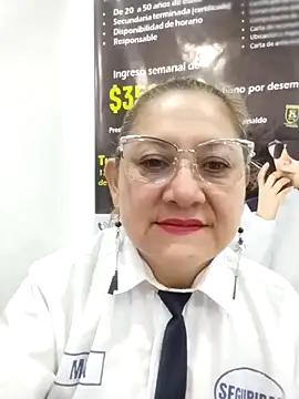 Snapshot of JULIETA_21- chatting on 05-11-26, 12:44 JULIETA 21- online show from 05-11-26, 12:44