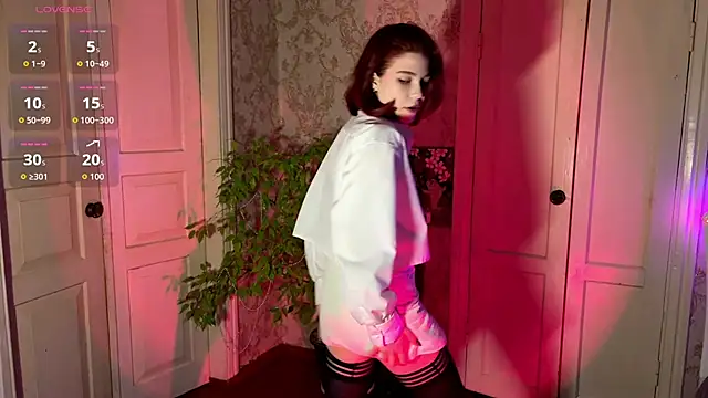 LaurynGeisinger online show from 03-07-26, 03:09