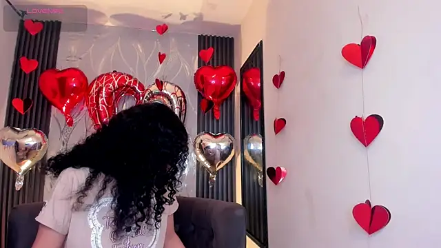 Zoe-yanin online show from 02-14-26, 06:48