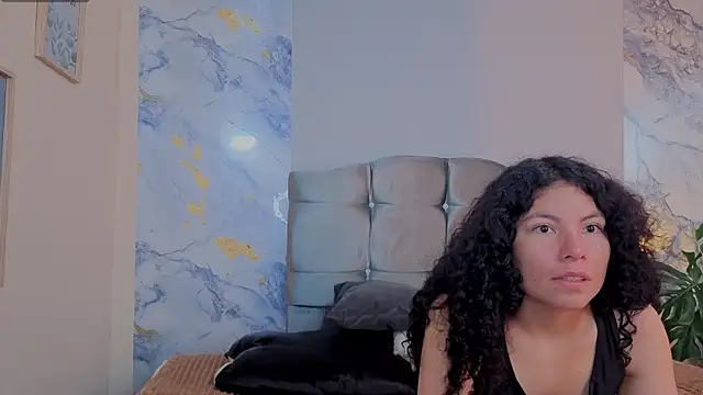 Zoe-yanin online show from 03-30-26, 06:42