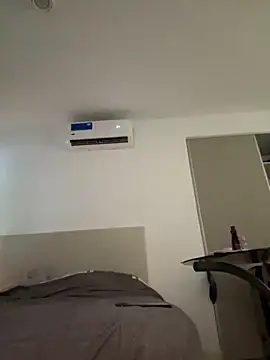 Snapshot of lolaaculaa chatting on 02-04-26, 03:29 lolaaculaa online show from 02-04-26, 03:29