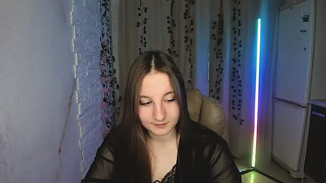 EvaxCharm online show from 02-20-26, 01:46