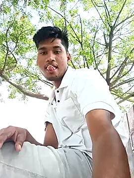 Snapshot of Krishna-10 chatting on 05-25-26, 08:53 Krishna-10 online show from 05-25-26, 08:53