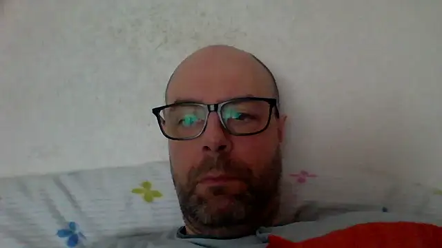 Snapshot of AlexRue chatting on 03-21-26, 10:09 AlexRue online show from 03-21-26, 10:09