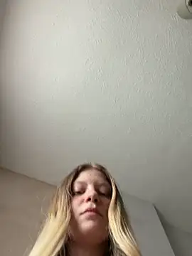 Paige love online show from 03-10-26, 01:05