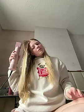 Paige love online show from 03-16-26, 10:41