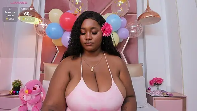 Charlotte-Wright online show from 04-01-26, 01:41