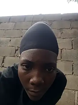 Snapshot of Bald_gee chatting on 03-05-26, 08:10 Bald gee online show from 03-05-26, 08:10