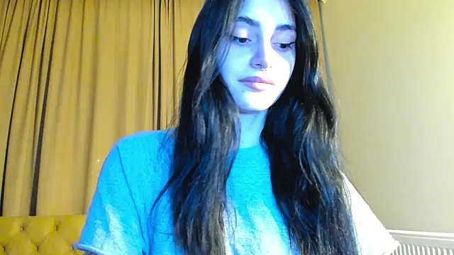Snapshot of Lesyalisss chatting on 05-26-26, 08:38 Lesyalisss online show from 05-26-26, 08:38
