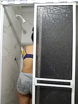 Cris18sexy online show from 05-11-26, 12:00