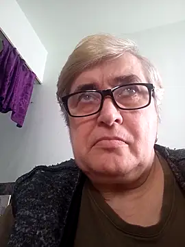 Snapshot of SusanStar874 chatting on 02-03-26, 12:21 SusanStar874 online show from 02-03-26, 12:21