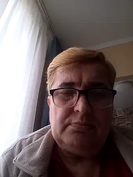 Snapshot of SusanStar874 chatting on 03-10-26, 03:39 SusanStar874 online show from 03-10-26, 03:39