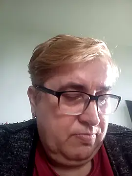 Snapshot of SusanStar874 chatting on 03-21-26, 10:42 SusanStar874 online show from 03-21-26, 10:42