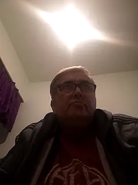 Snapshot of SusanStar874 chatting on 04-01-26, 04:15 SusanStar874 online show from 04-01-26, 04:15