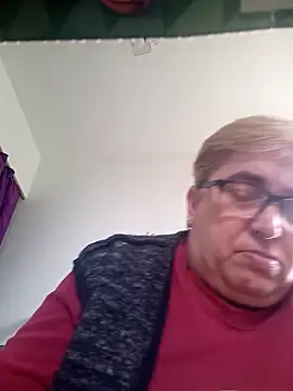 Snapshot of SusanStar874 chatting on 04-03-26, 10:35 SusanStar874 online show from 04-03-26, 10:35