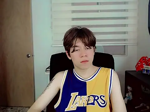 Snapshot of duvisex19 chatting on 02-06-26, 09:29 duvisex19 online show from 02-06-26, 09:29