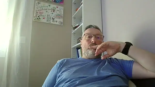 doudou310 online show from 03-27-26, 10:48