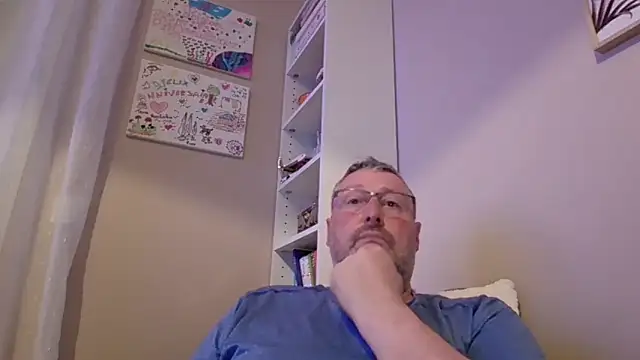 doudou310 online show from 04-20-26, 04:26