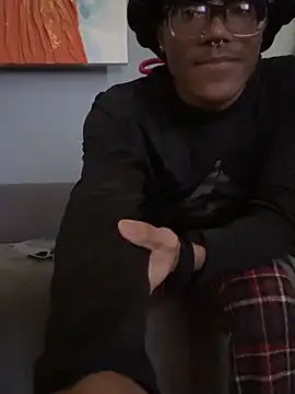 Snapshot of vexahleah chatting on 03-17-26, 02:09 vexahleah online show from 03-17-26, 02:09