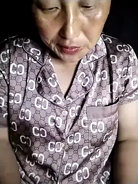 Tina-beo online show from 04-19-26, 01:54