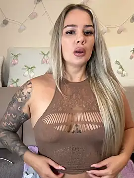 sexybatwomen33 online show from 05-08-26, 07:57