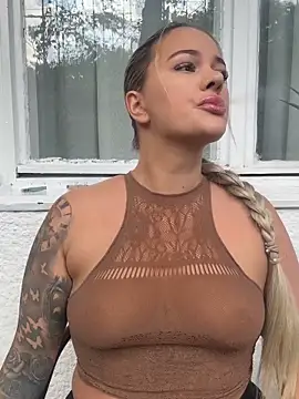 sexybatwomen33 online show from 05-21-26, 10:33