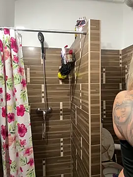 sexybatwomen33 online show from 05-24-26, 06:07