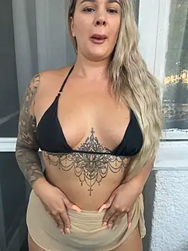 sexybatwomen33 online show from 07-18-26, 05:00