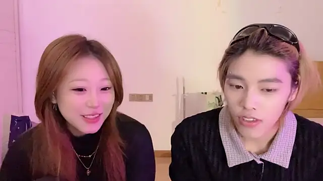 Snapshot of SM_JIAJIA_ZL chatting on 04-29-26, 05:30 SM JIAJIA ZL online show from 04-29-26, 05:30