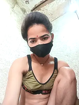 Sunali Bendre online show from 02-28-26, 02:56